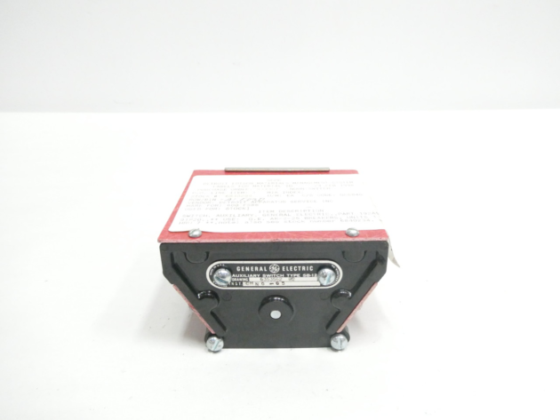 GE UR8LH - High-Performance PLC Module for Industrial Automation - Image 2